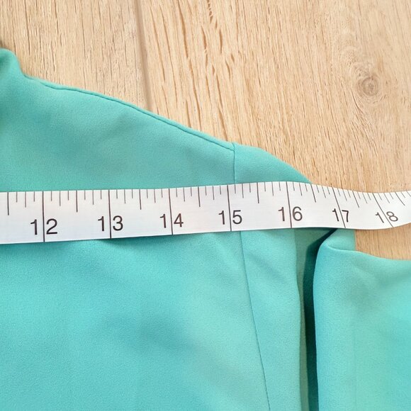 The Limited Button-Down Blouse β Turquoise Teal, Size Medium ππβ¨ - Picture 9 of 11